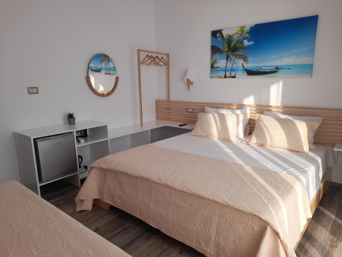 Anxhelos Hotel Himare Luaran gambar